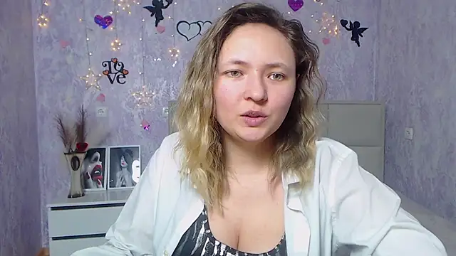 SallyVerda online show from 02-27-25, 01:41