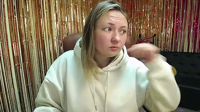 SallyVerda online show from 10-12-25, 05:14