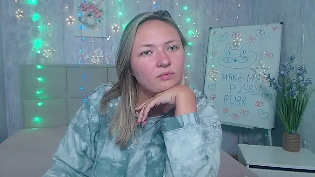 SallyVerda online show from 10-06-25, 06:08