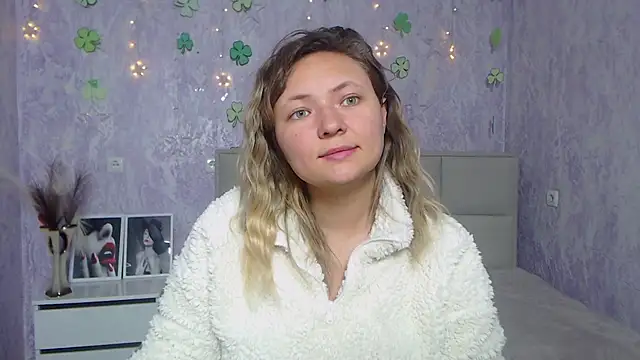 SallyVerda online show from 03-18-25, 06:50