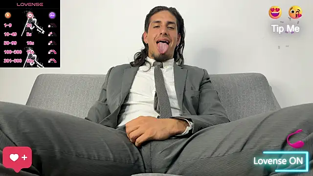 Tom blunt96 online show from 10-02-25, 04:49