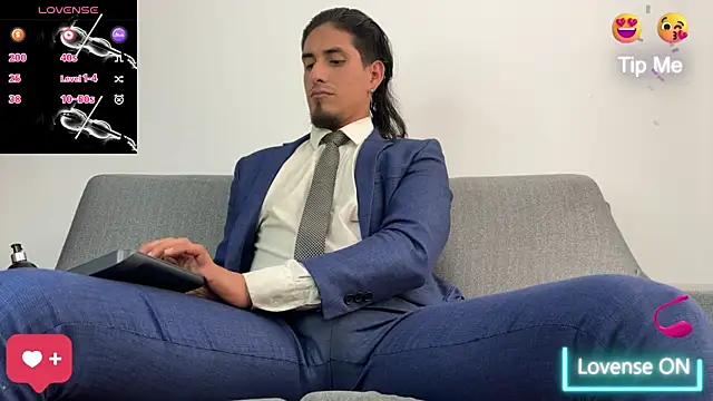 Tom blunt96 online show from 09-30-25, 07:20