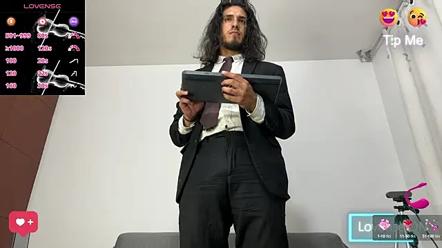 Tom blunt96 online show from 10-15-25, 06:11