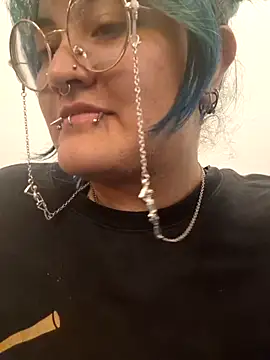 lucky-leah online show from 03-21-26, 04:03