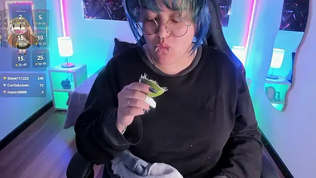 lucky-leah online show from 02-03-26, 08:52