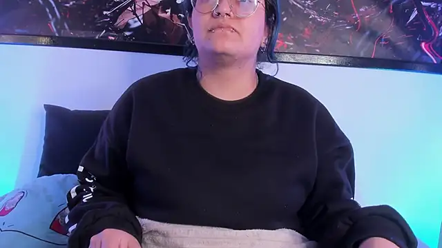 lucky-leah online show from 05-06-26, 04:38