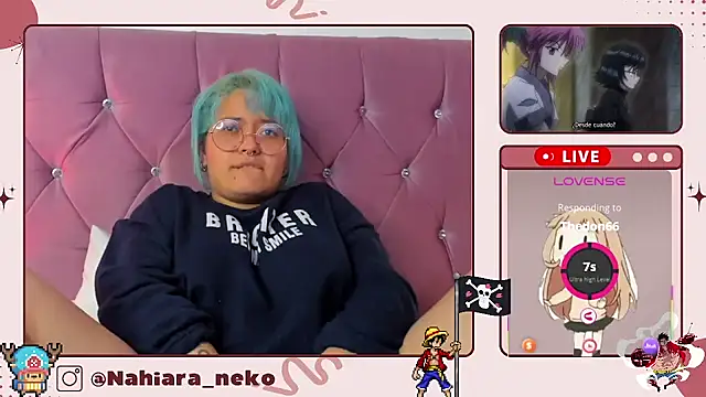 Snapshot of lucky-leah chatting on 03-07-25, 10:35 lucky-leah online show from 03-07-25, 10:35