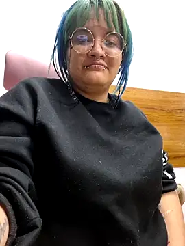 lucky-leah online show from 03-05-26, 03:47