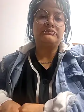 lucky-leah online show from 05-16-26, 03:16
