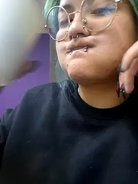 lucky-leah online show from 04-08-26, 03:30