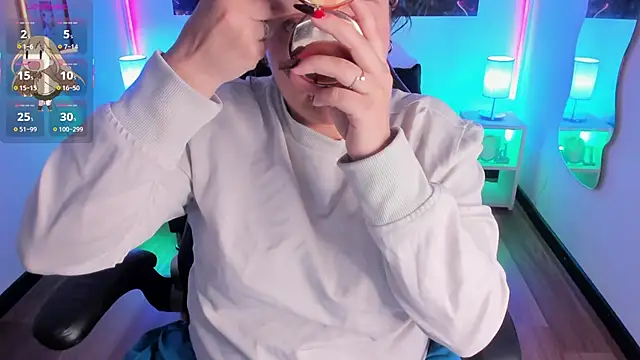 lucky-leah online show from 11-26-25, 03:50