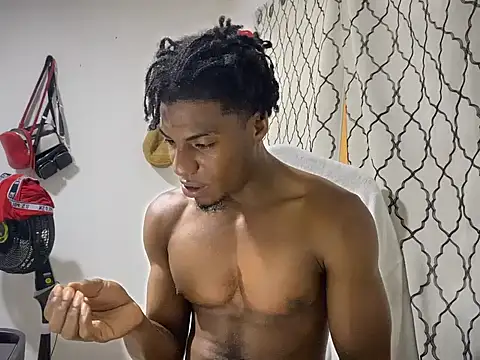 andrews2399 online show from 09-28-25, 04:58