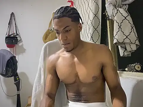 andrews2399 online show from 10-08-25, 02:24