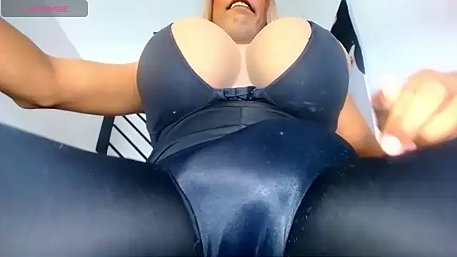 valentinabigcock23 online show from 09-23-25, 12:34