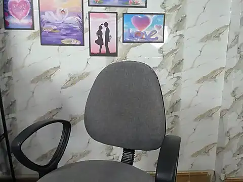 Love bug15 online show from 03-05-25, 04:13