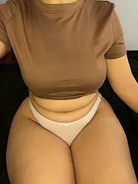 Snapshot of aya12aya chatting on 02-18-25, 01:10 aya12aya online show from 02-18-25, 01:10