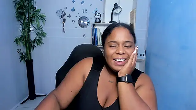 Snapshot of bbw_charlote chatting on 03-22-25, 12:14 bbw charlote online show from 03-22-25, 12:14