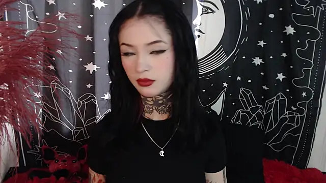 Isabella  dark online show from 02-05-25, 08:35