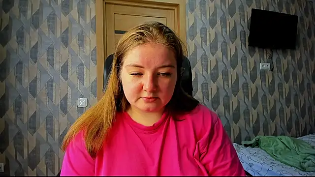 Snapshot of valery1610 chatting on 06-19-26, 06:52 valery1610 online show from 06-19-26, 06:52