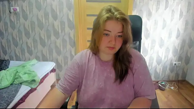 Snapshot of valery1610 chatting on 07-11-26, 07:41 valery1610 online show from 07-11-26, 07:41