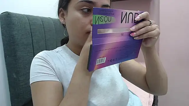 kate stam online show from 10-21-25, 01:43