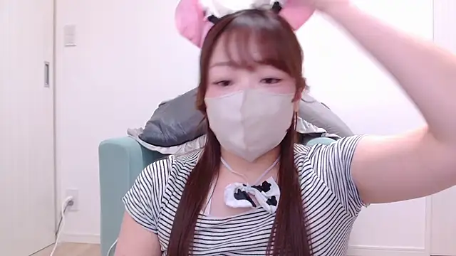 Snapshot of OCHAN___X chatting on 09-15-25, 01:22 OCHAN X online show from 09-15-25, 01:22