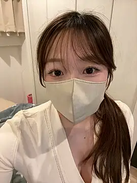 Snapshot of OCHAN___X chatting on 09-23-25, 12:56 OCHAN X online show from 09-23-25, 12:56