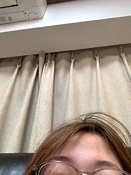 Snapshot of OCHAN___X chatting on 02-25-25, 02:04 OCHAN X online show from 02-25-25, 02:04