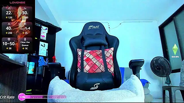 Snapshot of danitattoshot23cmc chatting on 02-28-25, 12:43 danitattoshot23cmc online show from 02-28-25, 12:43