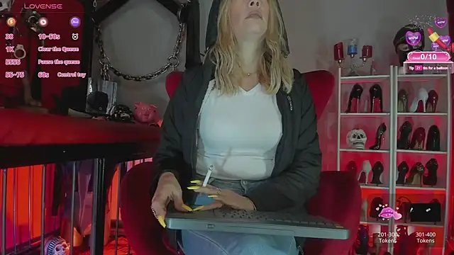 MistressAndre online show from 10-18-25, 08:11