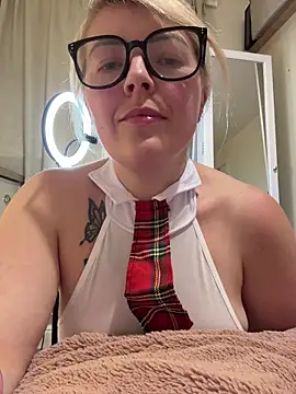xxcurvyjessiexx online show from 03-24-26, 07:03