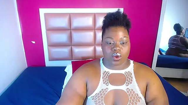 ebonny suggarmommy1 online show from 02-19-26, 10:07