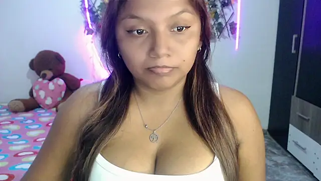 Snapshot of sexysusan4you chatting on 10-13-25, 08:43 sexysusan4you online show from 10-13-25, 08:43
