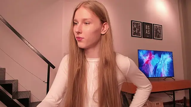 Mira Lite online show from 05-24-26, 11:04
