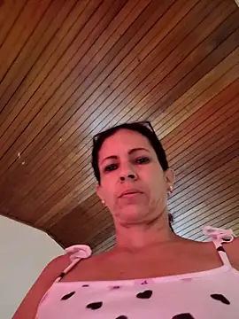 Snapshot of NATALIA_MAGICK chatting on 09-29-25, 04:23 NATALIA MAGICK online show from 09-29-25, 04:23