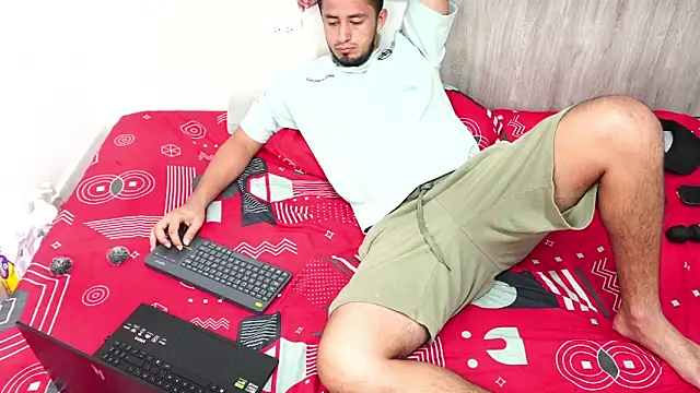 bonyclyde2203 online show from 09-29-25, 11:27