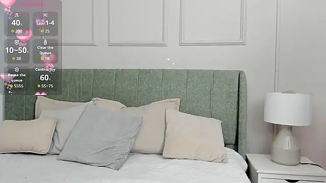 Sussanewolf online show from 12-16-25, 12:09