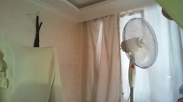 Snapshot of thekeys chatting on 09-21-25, 06:51 thekeys online show from 09-21-25, 06:51