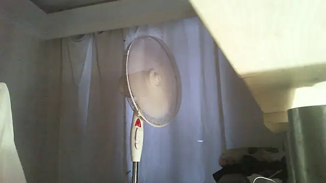 Snapshot of thekeys chatting on 09-24-25, 04:08 thekeys online show from 09-24-25, 04:08