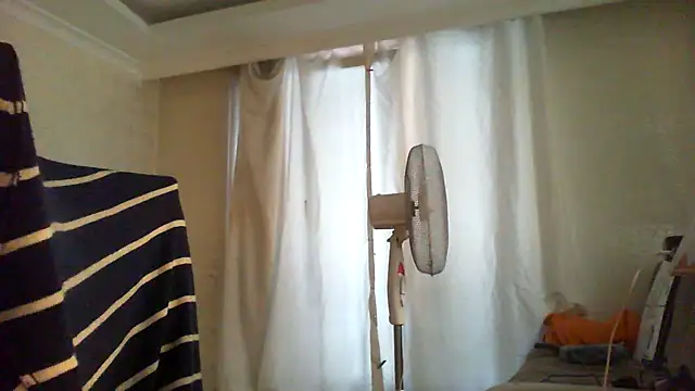 Snapshot of thekeys chatting on 06-01-26, 06:13 thekeys online show from 06-01-26, 06:13