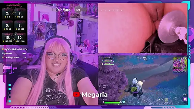 Snapshot of MegariaB chatting on 02-09-25, 07:37 MegariaB online show from 02-09-25, 07:37