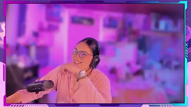 Snapshot of MegariaB chatting on 02-27-26, 04:45 MegariaB online show from 02-27-26, 04:45