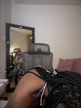 evangeline ch online show from 02-06-25, 11:42