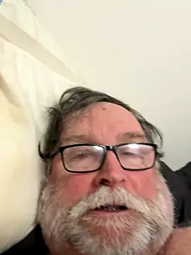 Drummajor online show from 11-20-25, 01:39