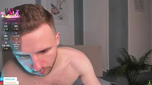 EnriqueBarberry online show from 03-06-26, 06:19