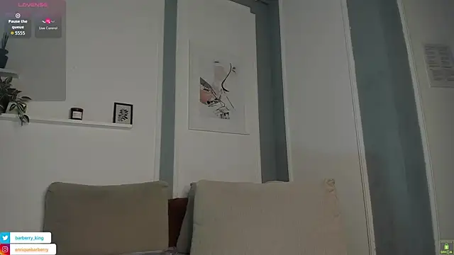 EnriqueBarberry online show from 11-16-25, 06:29