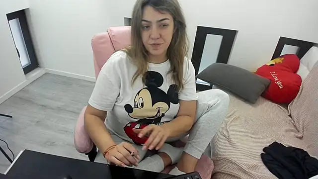 Snapshot of Dyana_Kaylinn chatting on 03-30-26, 04:36 Dyana Kaylinn online show from 03-30-26, 04:36