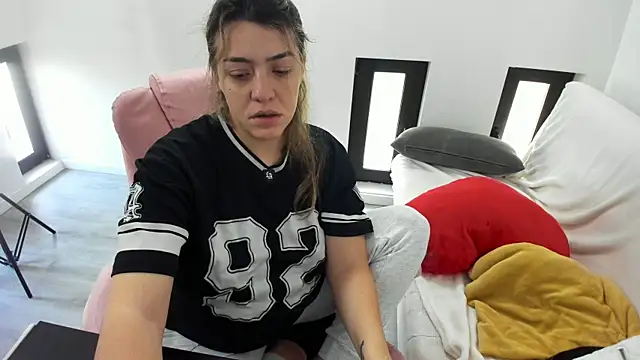Dyana Kaylinn online show from 05-07-26, 05:22