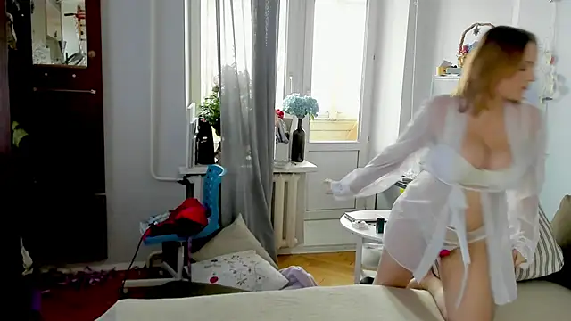 Snapshot of Evelyn_Harper@xh chatting on 03-13-25, 12:35 Evelyn Harperxh online show from 03-13-25, 12:35