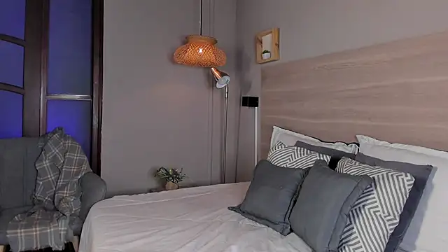 Snapshot of nayah__ chatting on 02-20-26, 08:00 nayah online show from 02-20-26, 08:00